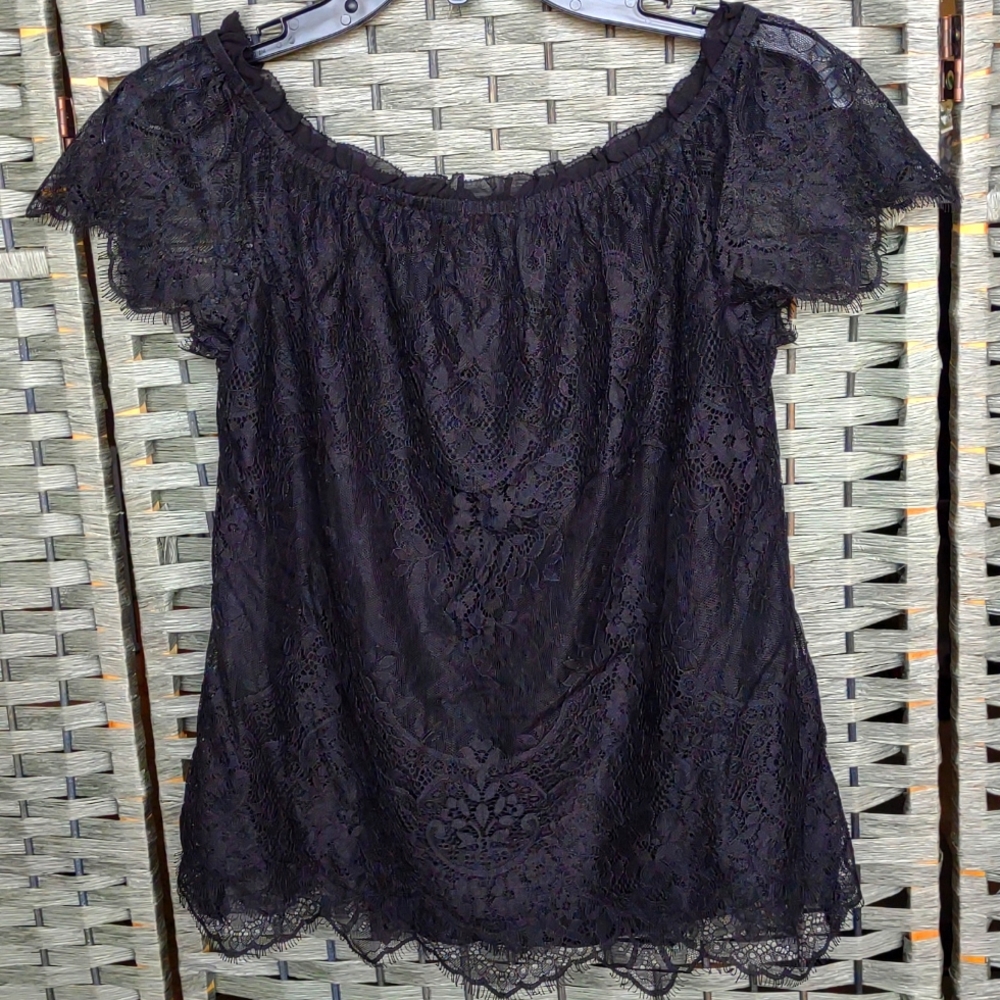 White House Black Market Flutter Sleeve Blouse Size XS